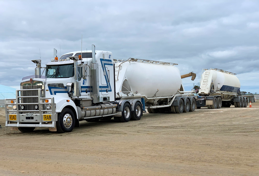 golding transport industries tanker 3 golding transport industries tanker 3